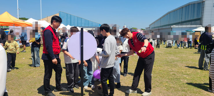 대학부스 운영 봉사